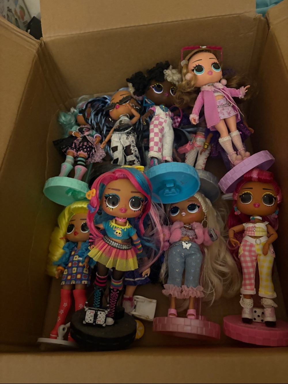 L.O.L. Surprise! Dolls Set - LOT tweens 15 dolls